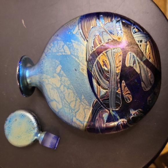 Isle of Wight England Bottle with Stopper Hand Blown w/ Original Sticker - Picture 8 of 11